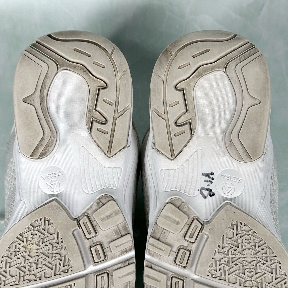 Zeba Shoes Womens Size 5.5 Vanilla Comfort Slip On Hands Free Walking Sneaker - Picture 13 of 15